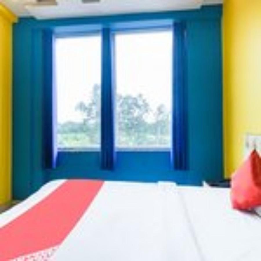 Staymaker Royal Galaxy Durgapur  Exterior photo